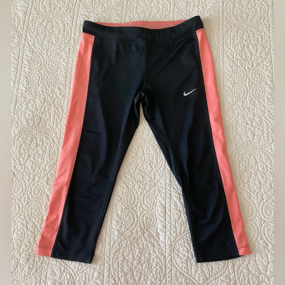 Women’s Nike Dri-Fit active pants - Size Medium